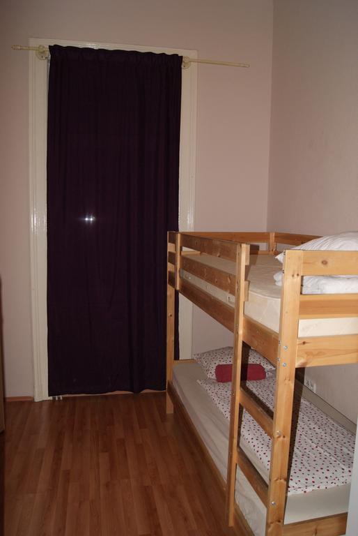 Happy Hostel Βουδαπέστη Εξωτερικό φωτογραφία