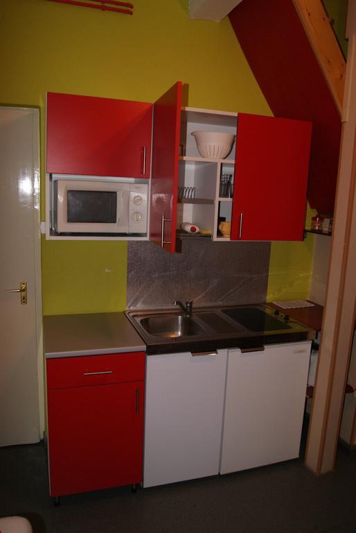 Happy Hostel Βουδαπέστη Δωμάτιο φωτογραφία