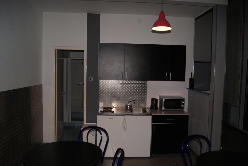 Happy Hostel Βουδαπέστη Δωμάτιο φωτογραφία
