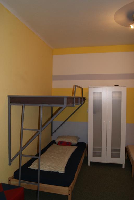 Happy Hostel Βουδαπέστη Δωμάτιο φωτογραφία