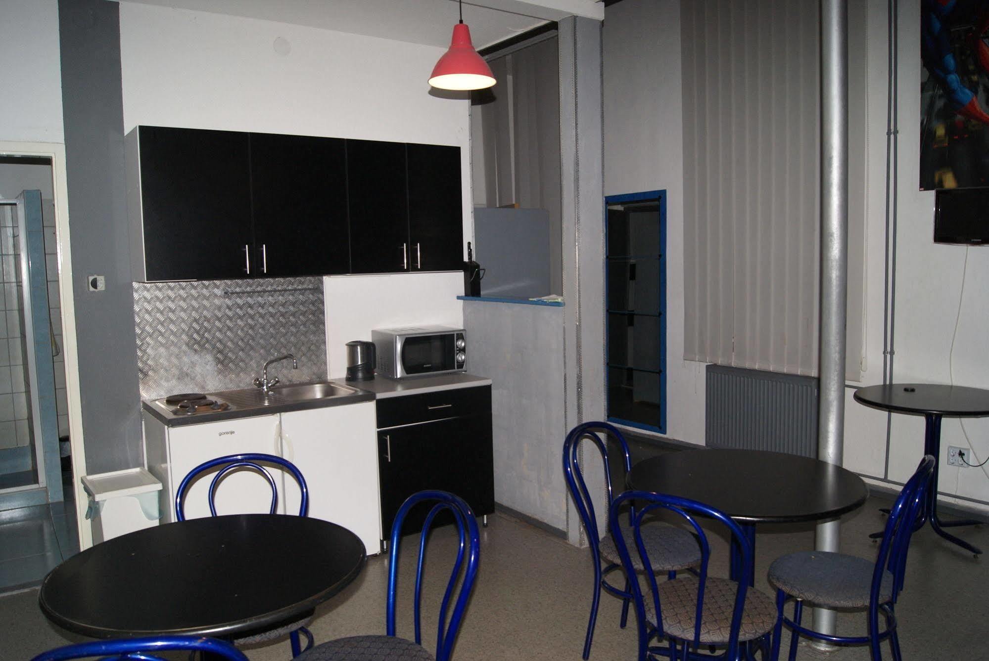 Happy Hostel Βουδαπέστη Εξωτερικό φωτογραφία