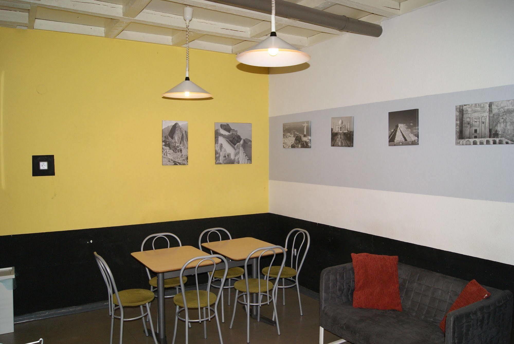 Happy Hostel Βουδαπέστη Εξωτερικό φωτογραφία