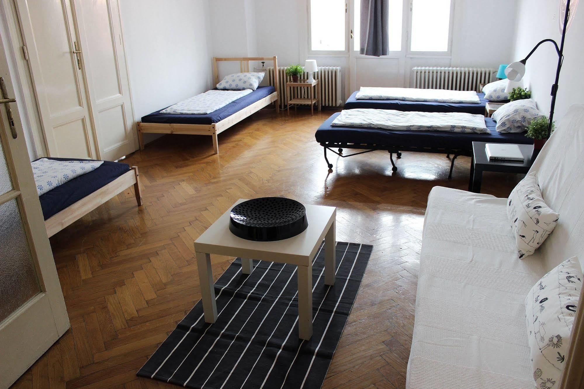 Happy Hostel Βουδαπέστη Εξωτερικό φωτογραφία