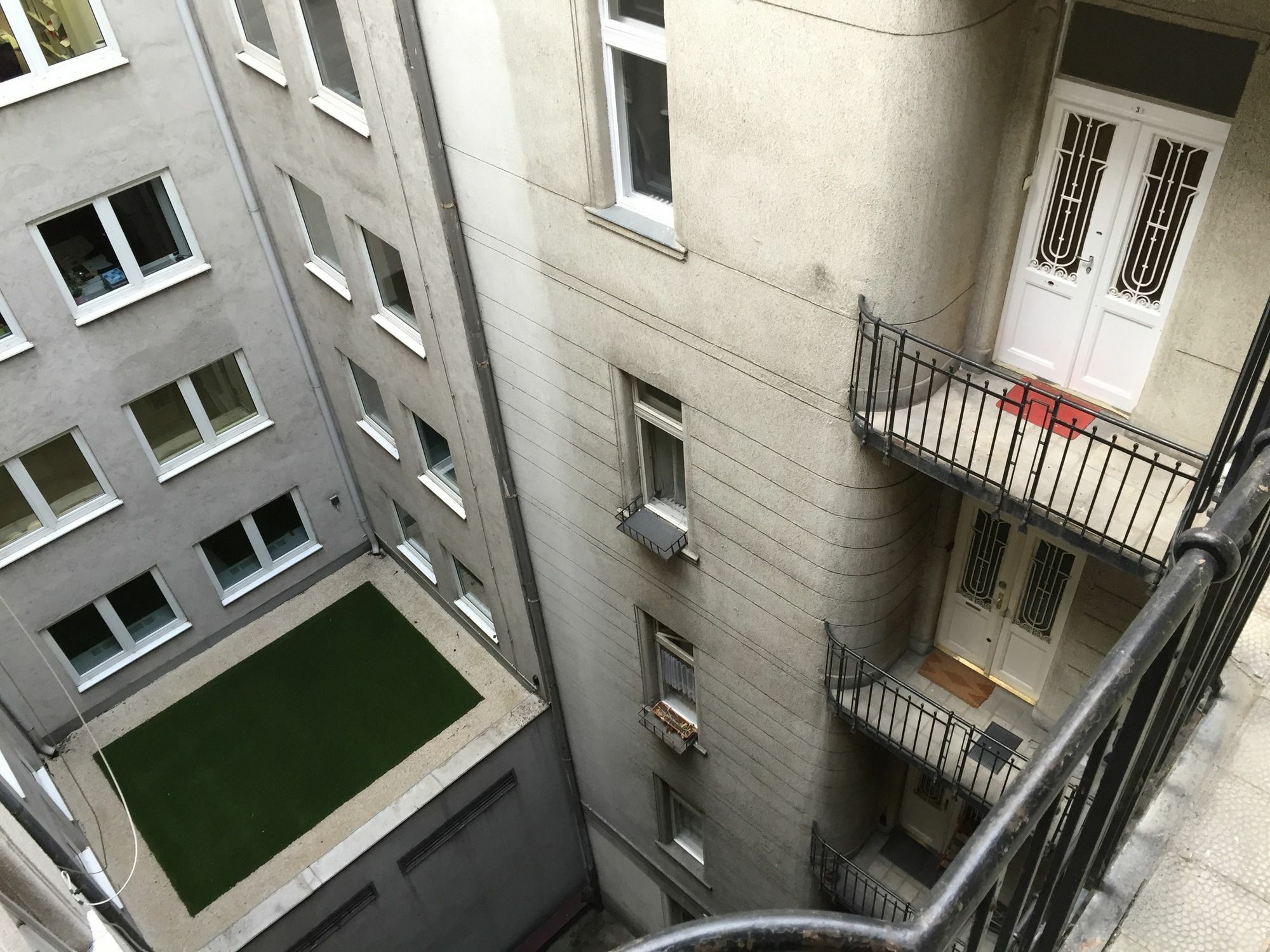 Happy Hostel Βουδαπέστη Εξωτερικό φωτογραφία